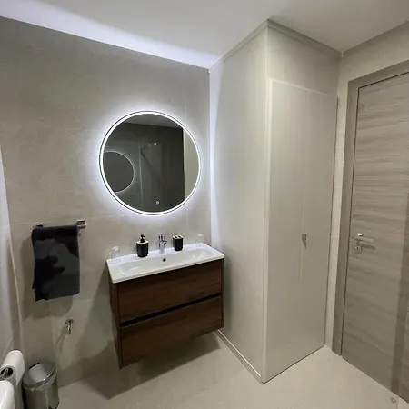 Апартаменты Modern & Stylish 3br In Malta