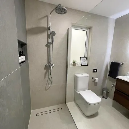 Modern & Stylish 3br In Malta *